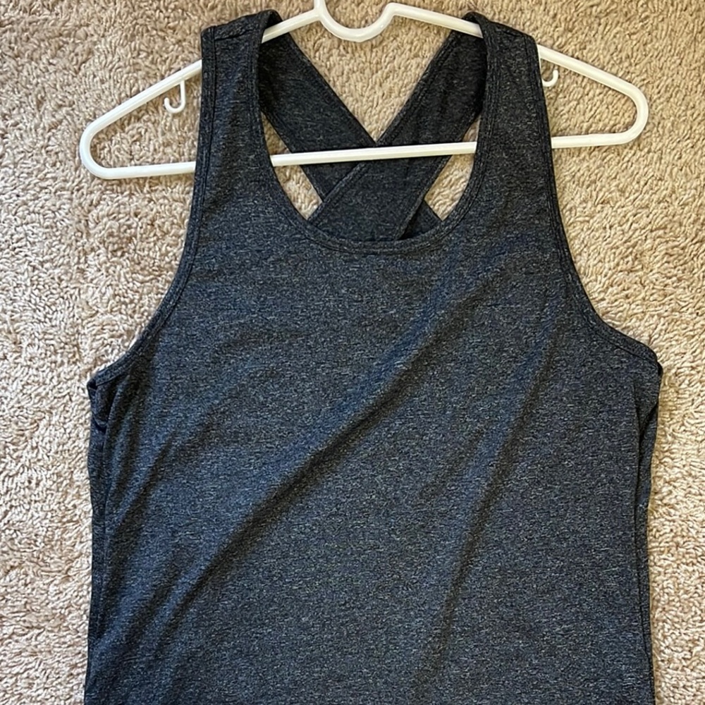 SilkWorld Women's Gray Crossback Tank Top